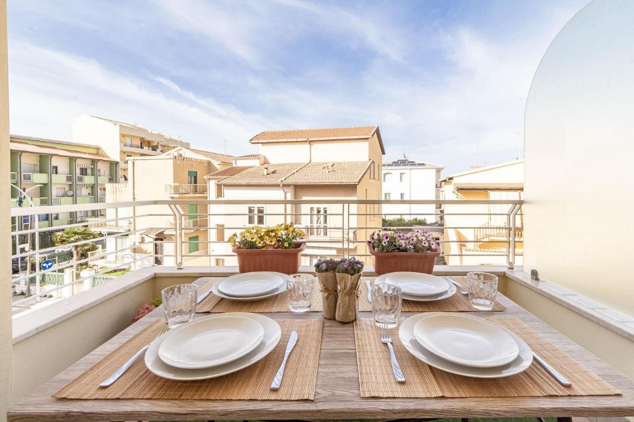 אלגהרו Skyfive Fire Apartment מראה חיצוני תמונה