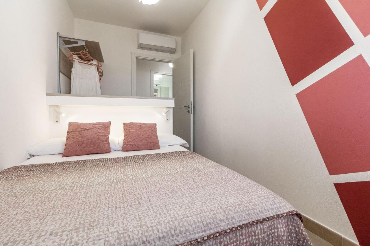 אלגהרו Skyfive Fire Apartment מראה חיצוני תמונה
