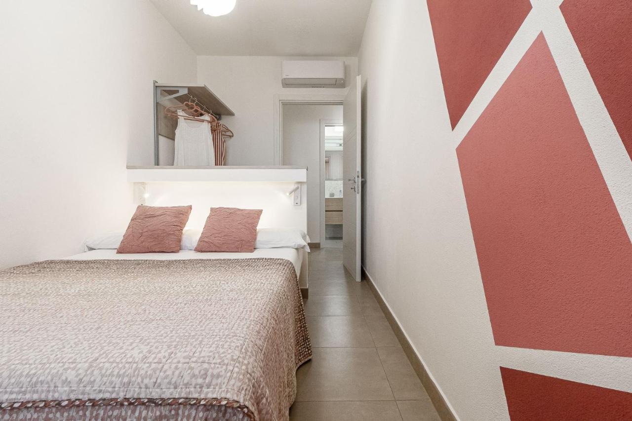 אלגהרו Skyfive Fire Apartment מראה חיצוני תמונה
